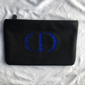 NWOT! Super Chic Dior Makeup Bag